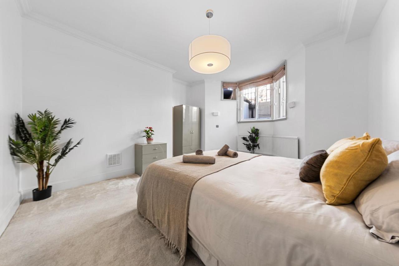 Ferienwohnung Harrods 2 Bed Lux Flat W/Patio London Exterior foto