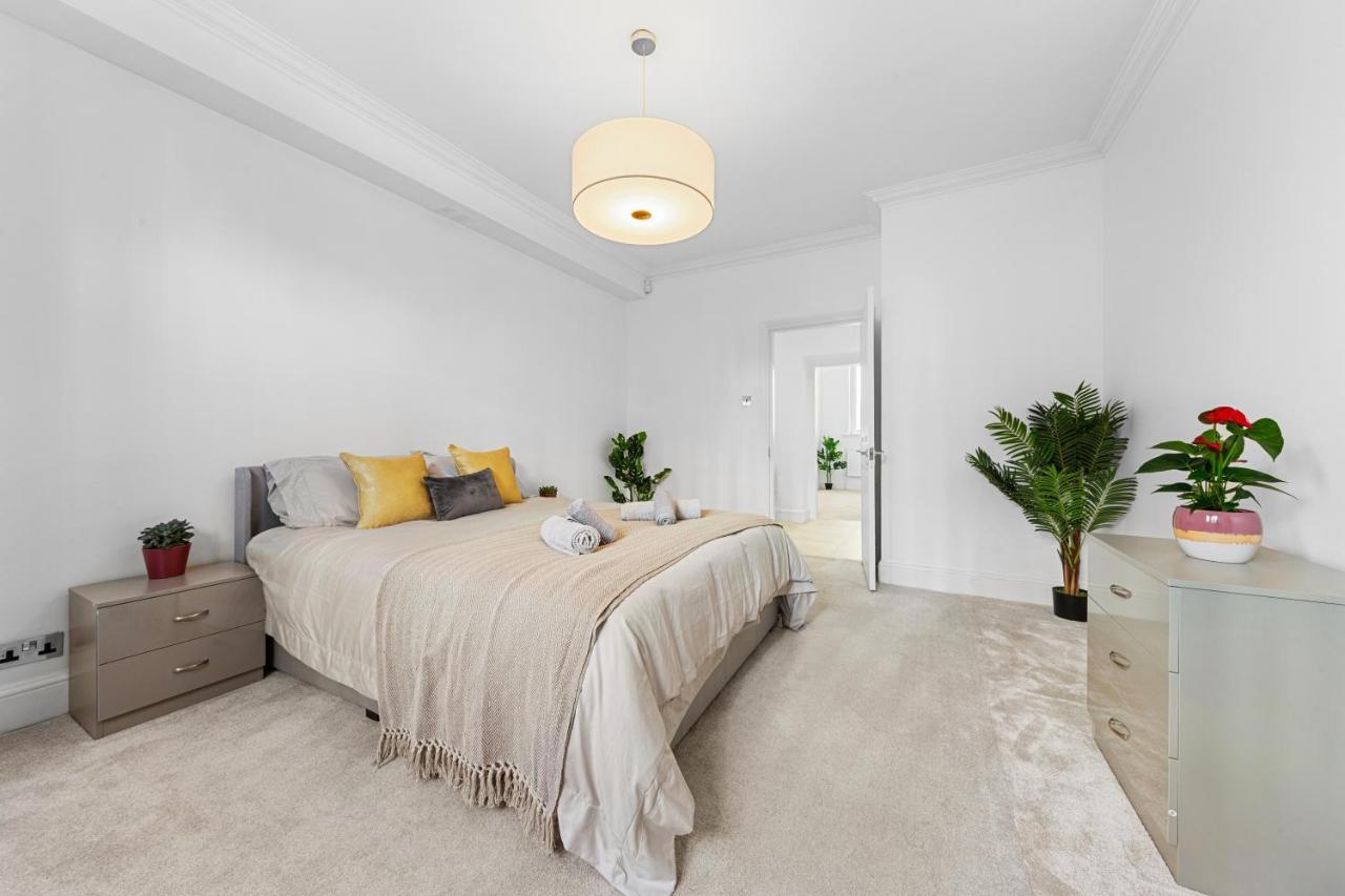 Ferienwohnung Harrods 2 Bed Lux Flat W/Patio London Exterior foto