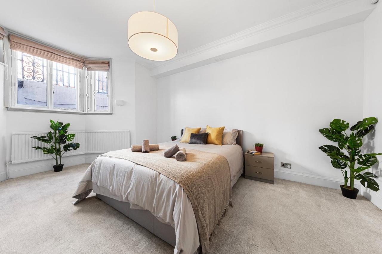 Ferienwohnung Harrods 2 Bed Lux Flat W/Patio London Exterior foto